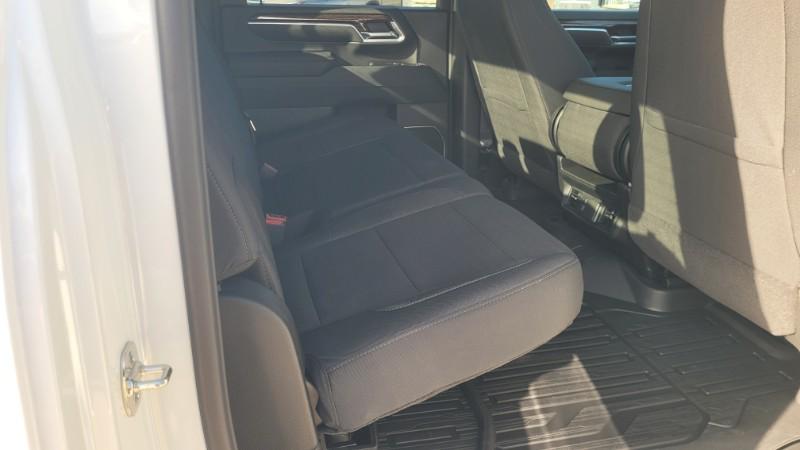 2026 GMC Sierra 2500HD Crew Cab, Standard Bed, SLE, 4WD