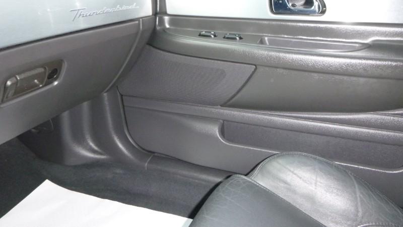 2002 Ford Thunderbird w/Hardtop Premium/Deluxe/Premium/w/Hardtop Deluxe