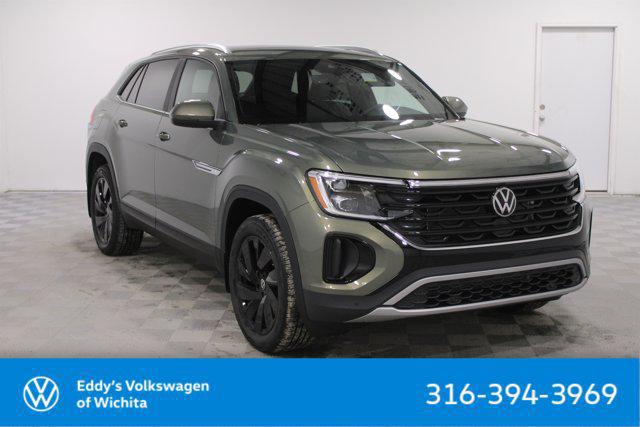 2026 Volkswagen Atlas Cross Sport 2.0T SE w/Technology for sale in Wichita, KS