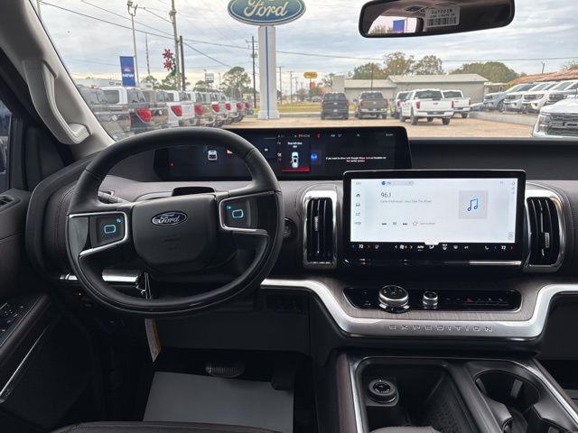 2025 Ford Expedition Platinum MAX