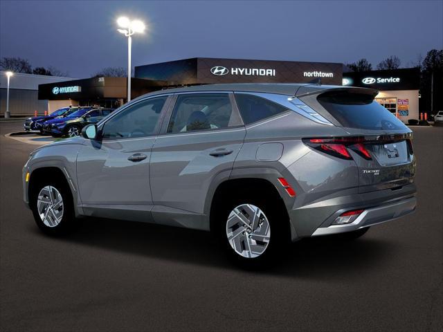 2026 Hyundai Tucson Hybrid Blue SE