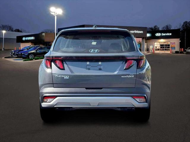 2026 Hyundai Tucson Hybrid Blue SE