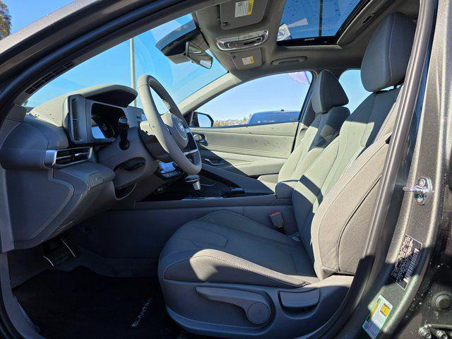 2026 Hyundai Elantra SEL Sport Premium