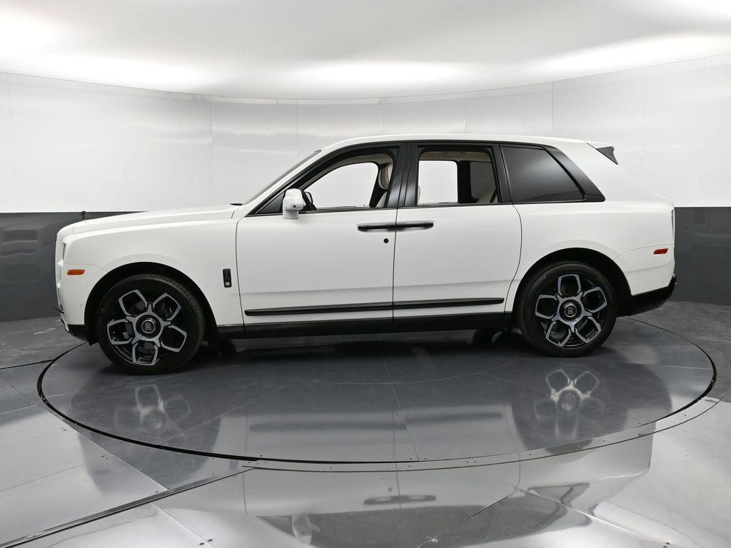 2022 Rolls Royce Cullinan Black Badge photo 3