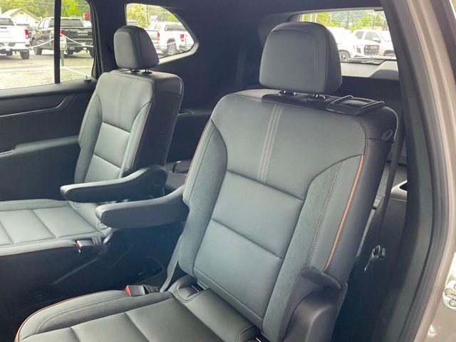2026 GMC Acadia AT4 AWD