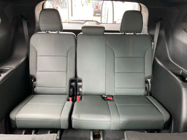 2026 GMC Acadia AT4 AWD