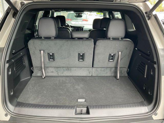 2026 GMC Acadia AT4 AWD