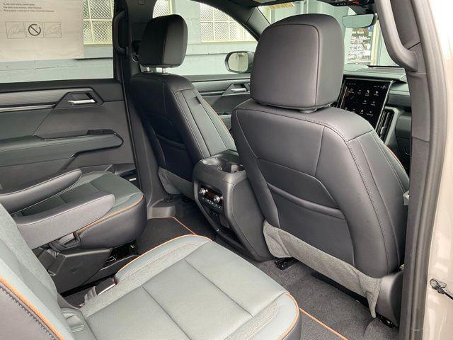 2026 GMC Acadia AT4 AWD