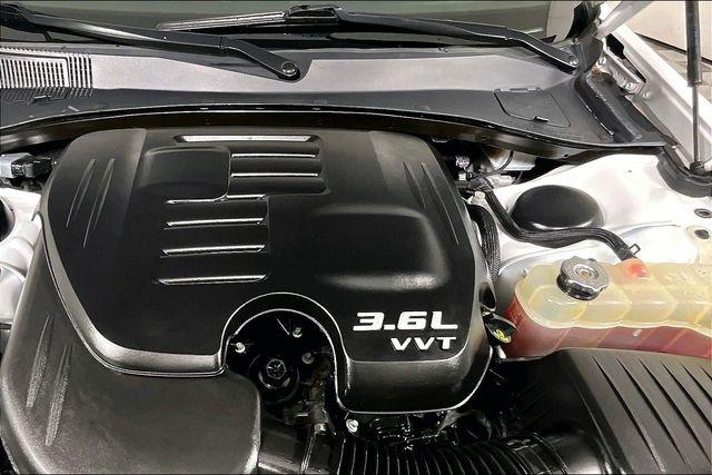 Used 2021 Chrysler 300 For Sale in Olive Branch, MS