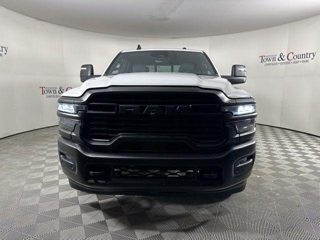2025 RAM 2500 Tradesman Crew Cab 4x2 8 Box