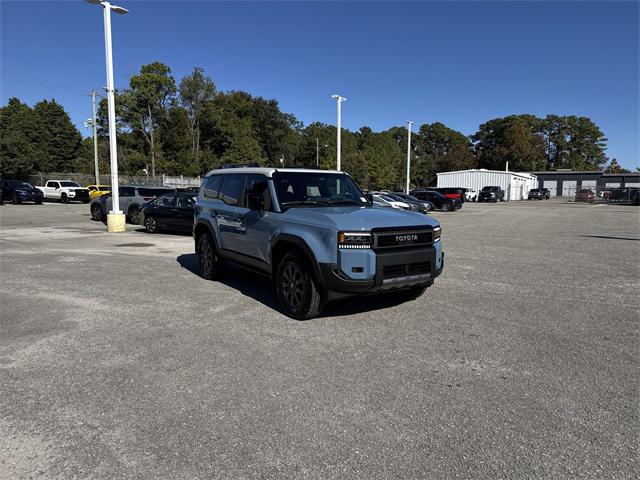 2025 Toyota Land Cruiser Base 2025 Toyota Land Cruiser Base