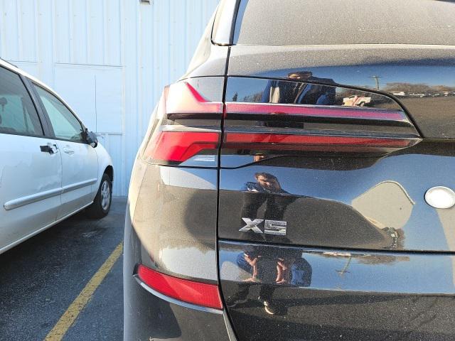 2025 BMW X5 M60i 2025 BMW X5 M60i