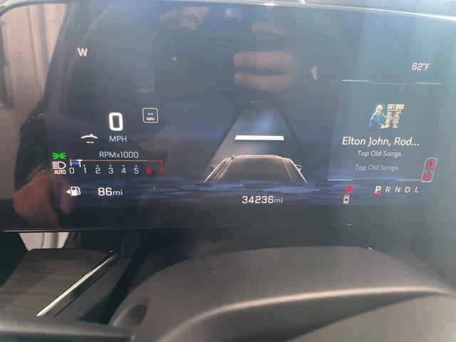 2025 Chevrolet Suburban 2WD LT