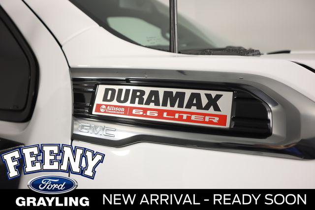 2022 GMC Sierra 2500HD 4WD Crew Cab Standard Bed AT4