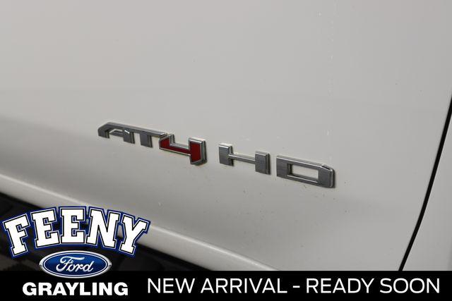 2022 GMC Sierra 2500HD 4WD Crew Cab Standard Bed AT4