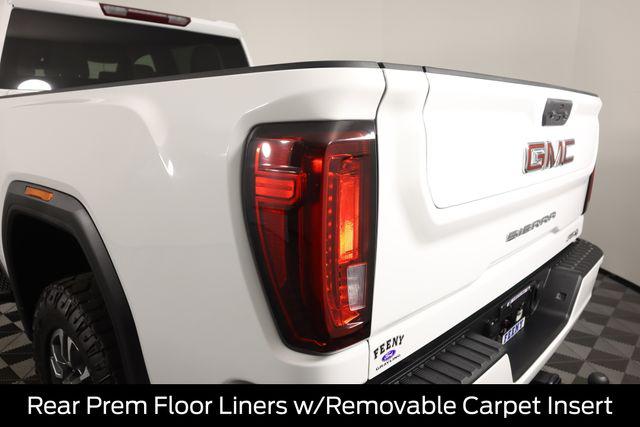 2022 GMC Sierra 2500HD 4WD Crew Cab Standard Bed AT4
