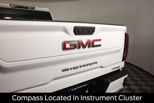2022 GMC Sierra 2500HD 4WD Crew Cab Standard Bed AT4