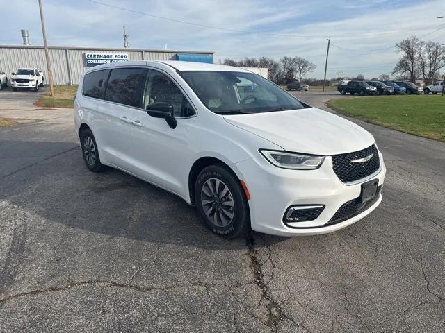 2024 Chrysler Pacifica Hybrid Select 2024 Chrysler Pacifica Hybrid Select