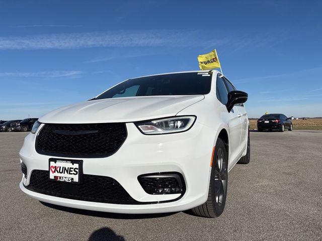 2026 Chrysler Pacifica PACIFICA SELECT 2026 Chrysler Pacifica PACIFICA SELECT