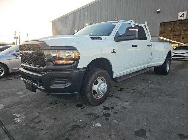 2024 RAM 3500 Tradesman Crew Cab 4x4 8 Box