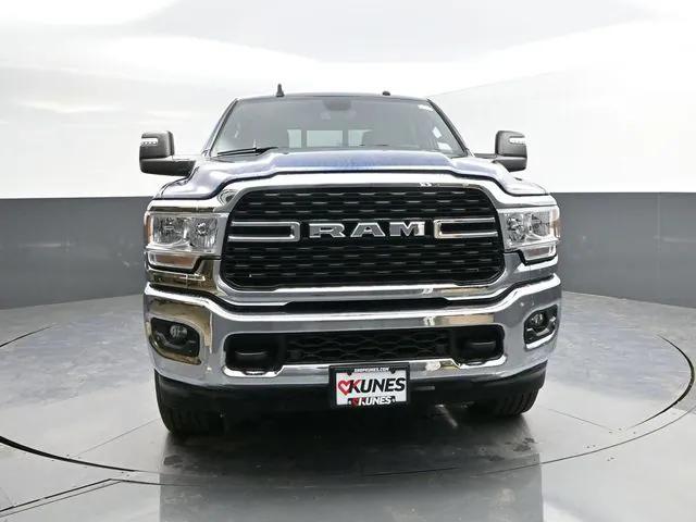 2024 RAM 2500 Big Horn Crew Cab 4x4 64 Box 2024 RAM 2500 Big Horn Crew Cab 4x4 64 Box