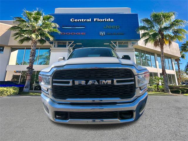2020 RAM 3500 Tradesman Crew Cab 4x4 8 Box