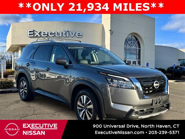 2024 Nissan Pathfinder SL 4WD