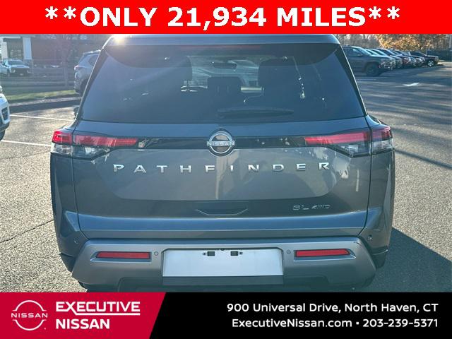 2024 Nissan Pathfinder SL 4WD