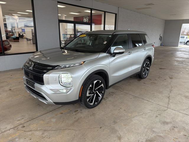2024 Mitsubishi Outlander SE Black Edition S-AWC