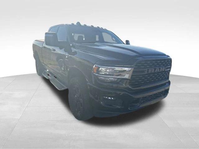 2023 RAM 2500 Big Horn Crew Cab 4x4 64 Box 2023 RAM 2500 Big Horn Crew Cab 4x4 64 Box