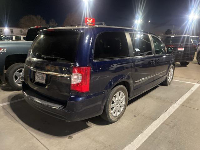 2014 Chrysler Town and Country Touring 2014 Chrysler Town and Country Touring