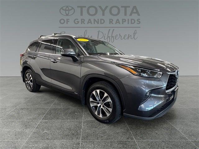 2022 Toyota Highlander Hybrid XLE 2022 Toyota Highlander Hybrid XLE