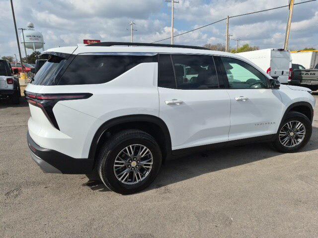 2025 Chevrolet Traverse FWD LT