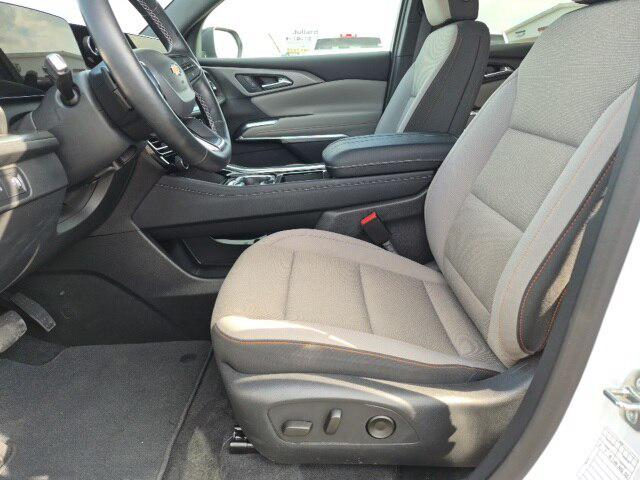 2025 Chevrolet Traverse FWD LT