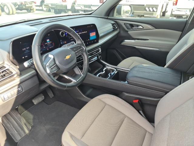 2025 Chevrolet Traverse FWD LT