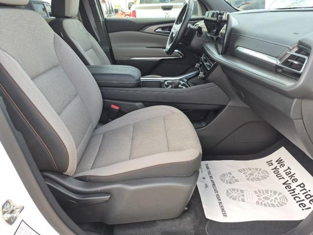 2025 Chevrolet Traverse FWD LT
