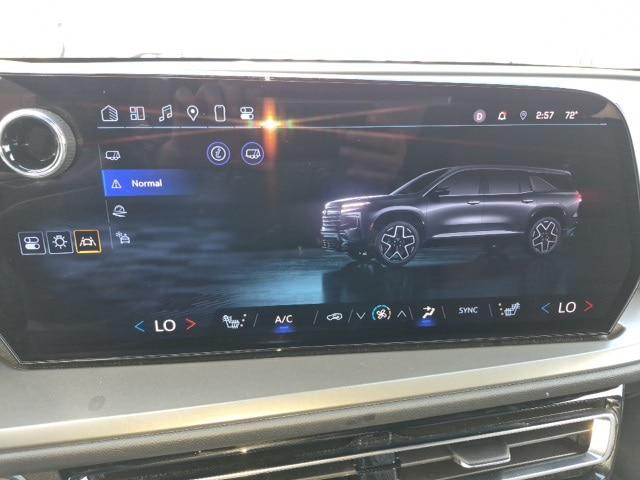 2025 Chevrolet Traverse FWD LT