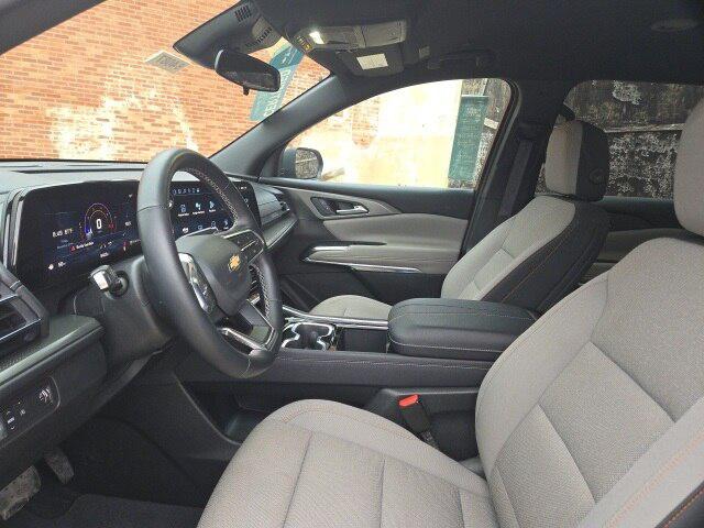 2025 Chevrolet Traverse FWD LT