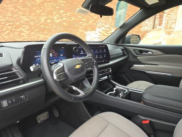 2025 Chevrolet Traverse FWD LT