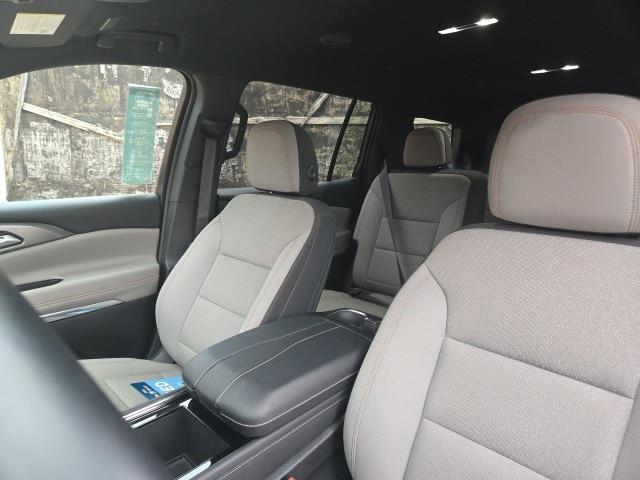 2025 Chevrolet Traverse FWD LT