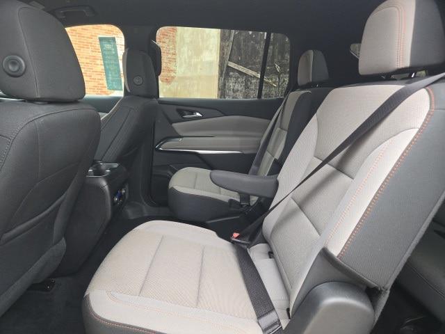2025 Chevrolet Traverse FWD LT