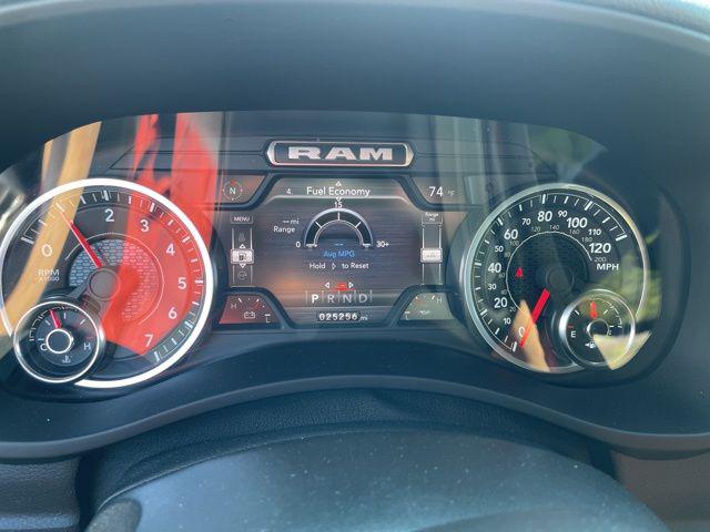 2022 RAM 2500 Big Horn Crew Cab 4x4 64 Box 2022 RAM 2500 Big Horn Crew Cab 4x4 64 Box