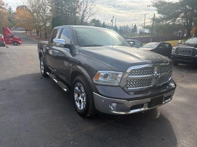 2018 RAM 1500 Laramie Crew Cab 4x4 57 Box 2018 RAM 1500 Laramie Crew Cab 4x4 57 Box