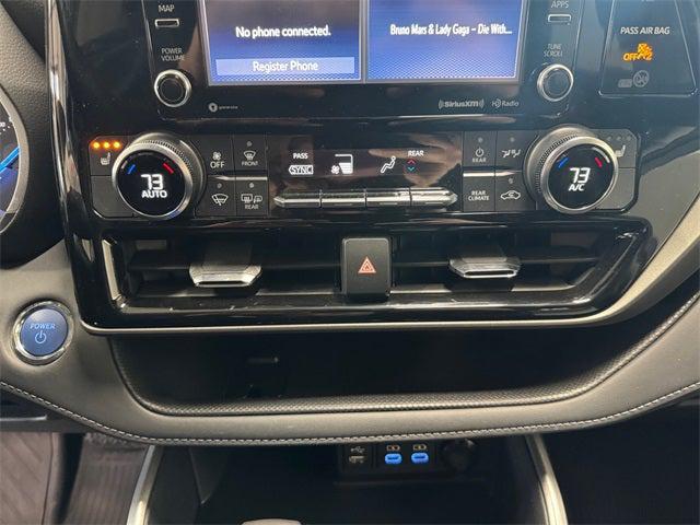 2022 Toyota Highlander Hybrid XLE 2022 Toyota Highlander Hybrid XLE