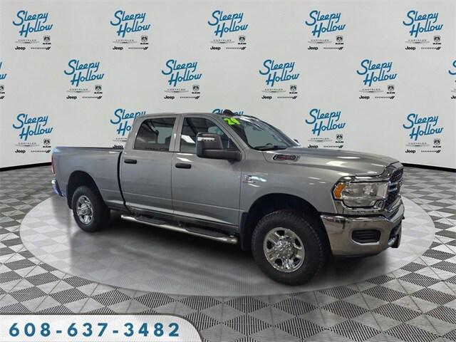2024 RAM 3500 Tradesman Crew Cab 4x4 64 Box 2024 RAM 3500 Tradesman Crew Cab 4x4 64 Box