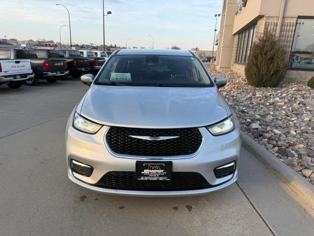 2023 Chrysler Pacifica Hybrid Touring L 2023 Chrysler Pacifica Hybrid Touring L