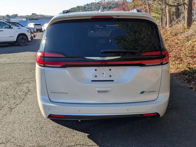 2021 Chrysler Pacifica Hybrid Pinnacle
