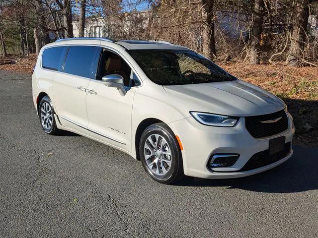 2021 Chrysler Pacifica Hybrid Pinnacle