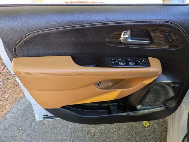 2021 Chrysler Pacifica Hybrid Pinnacle