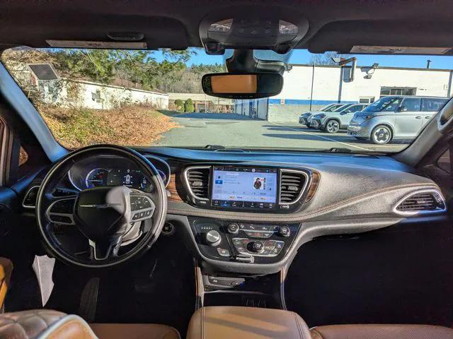 2021 Chrysler Pacifica Hybrid Pinnacle